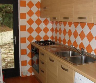 Marina di Castagneto Carducci Apartment | Appartamento La Perla a soli 100m dal mare a Marina di Castagneto