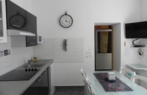 Mont-Dore Apartment | Appart 2 Chambres 5 Pers Cours Extérieure 5 min du Centre Ville