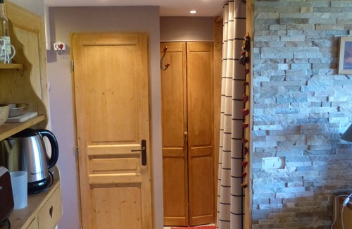 Meribel-Mottaret Apartment | Appart. 2p comfortable - at the foot of the slopes, private Pkg, Wifi, unobstructed view