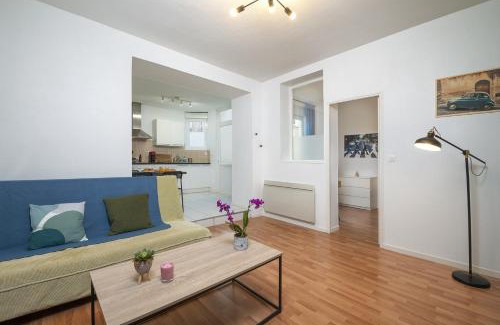 Saint-Serge Apartment | Appart calme avec parking proche place Ney