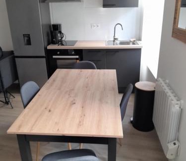 Miroir - Batignolles Apartment | Appart centre FNAC