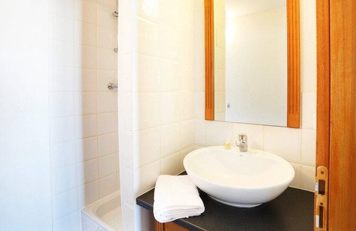 Germ Condo | Appart cosy + équipé, navette gratuite aux pistes