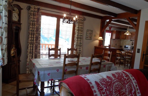 Beaufort Apartment | Appart ds cottage with terrace & panoramic view Arêches-in BEAUFORT SAVOIE