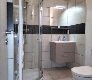 Bischoffsheim Apartment | Appart'Hôtel Les ACACIAS courte et longue durée