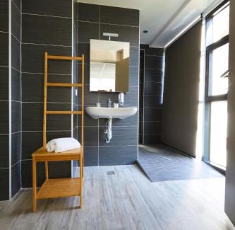 La Penne-sur-Huveaune Hotel | Appart' Hotel La Girafe Marseille Est - Porte d'Aubagne