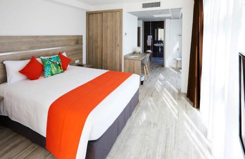 La Penne-sur-Huveaune Hotel | Appart' Hotel La Girafe Marseille Est - Porte d'Aubagne