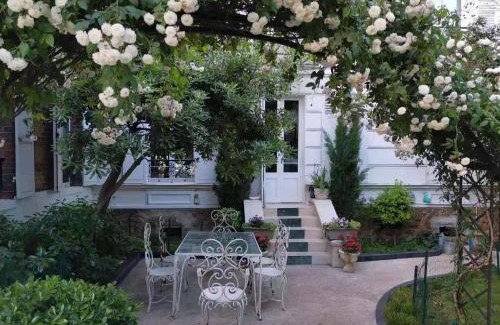 Sevres Apartment | Appart luxueux 3+1 pcs avec jardin à 3 km de Paris