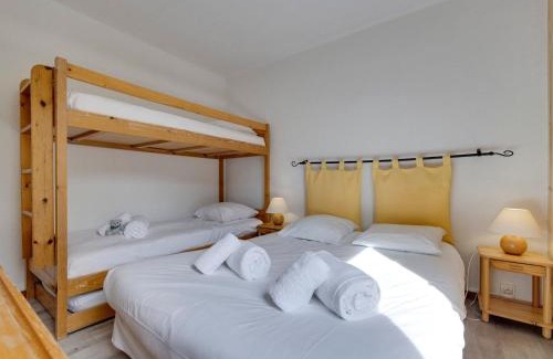 Val Claret Apartment | Appart T2 4 pers, ski aux pieds, en plein centre avec WIFI - FR-1-641-79