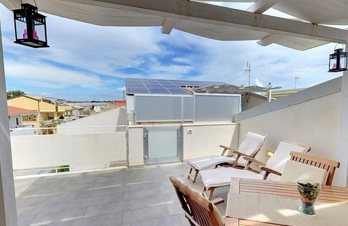 Punta Secca House | Appartamento Odisseo C: A cozy apartment situated at a few steps from a sandy beach, with Free WI-FI.