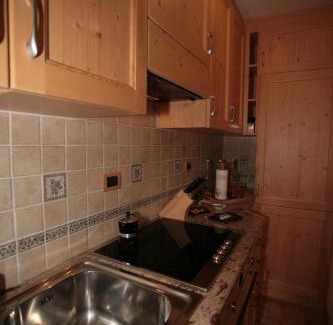 Campitello di Fassa Apartment | Appartamenti Cercenà Deluxe