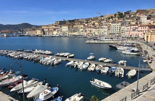 Portoferraio Old Town Apartment | Appartamenti Le Ancore sulla Darsena