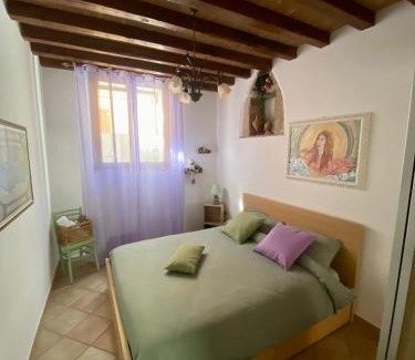 Tessennano Apartment | APPARTAMENTO AFRODITE