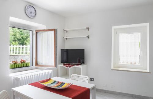 Cesclans Apartment | Appartamento Ai Crocus