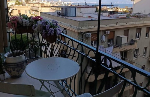 Chiaia Apartment | Appartamento appena ristrutturato , dotato di ogni comfort.