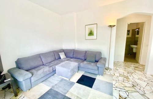 Castello Apartment | Appartamento Buresso