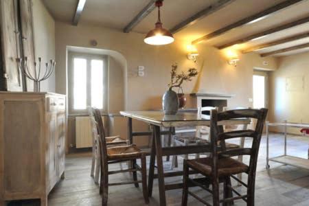 Panicale Apartment | appartamento di classe nel castello di Panicale