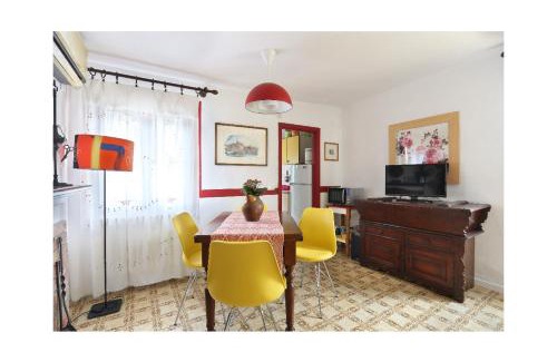 Santo Spirito Apartment | Appartamento di Marzia in Oltrarno