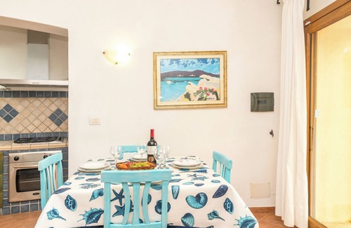 Monte Petrosu Apartment | Appartamento Est With Shared Pool