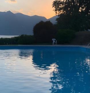 Luino Apartment | Appartamento in residence con piscina