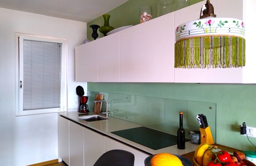 Toscolano Maderno Apartment | Appartamento Moderno, Vista Lago Meravigliosa, a Pocchi Passi dal Lago e Centro