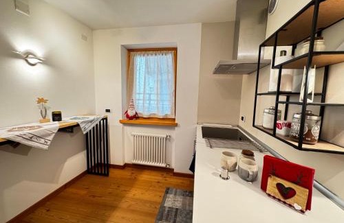 San Vito di Cadore Apartment | Appartamento La Finestra sul Pelmo