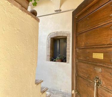 Trevi Apartment | Appartamento La Corte di Trevi