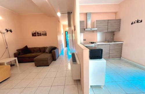 Torre de' Passeri Apartment | Appartamento La Via Roma