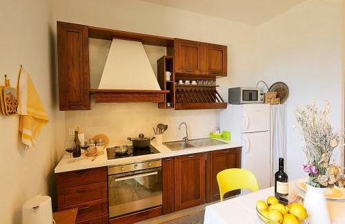 Donoratico Apartment | Appartamento La Stazione