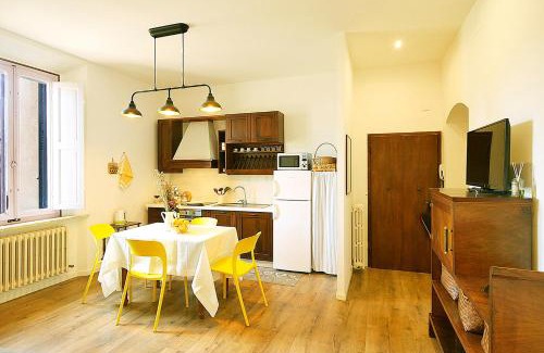 Donoratico Apartment | Appartamento La Stazione