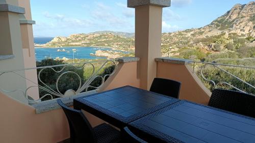 La Maddalena House | Appartamento vista mare Punta Tegge