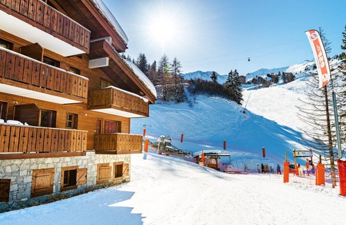 Plagne 1800 Condo | Appartement pour 4 | 20m des pistes + piscine!