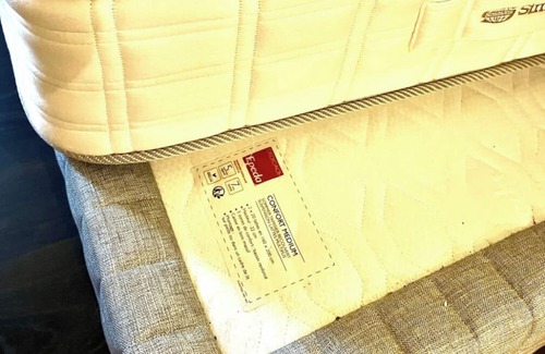 Les Puces de Saint-Ouen Apartment | Appartement Très Calme et Cosy