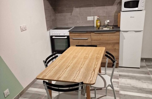 Gannat Apartment | Appartement Équipé Comme à la Maison, Idéale Couple ou Pour les Familles