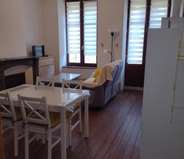 Bourbonne-les-Bains Apartment | Appartement 1er etage proche des Termes