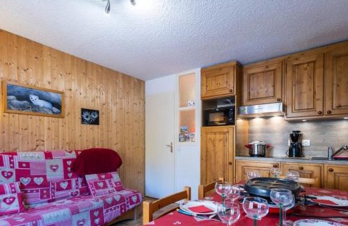 Valloire Apartment | Appartement 2 Pièces Cabine pour 6 Pers, Exposition Sud-Ouest, Animaux Acceptés - FR-1-263-474