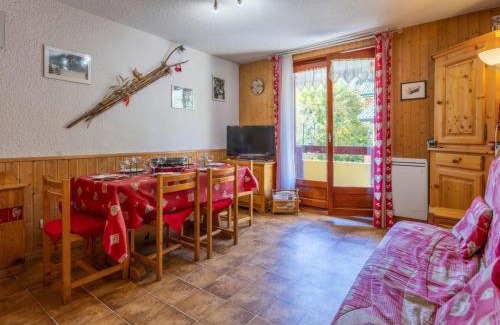Valloire Apartment | Appartement 2 Pièces Cabine pour 6 Pers, Exposition Sud-Ouest, Animaux Acceptés - FR-1-263-474