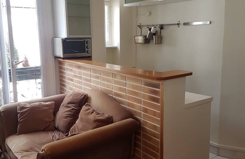 Saint-Vincent-de-Paul Apartment | Appartement 2 Pièces Montmartre