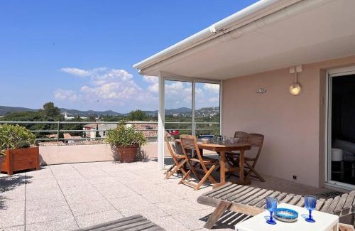 Le Lavandou Apartment | Appartement 2P avec Piscine, Clim, Parking - Le Lavandou - FR-1-251-511