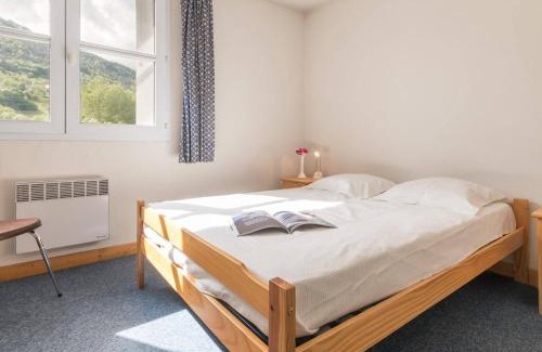 Briancon Apartment | Appartement 3 pièces, 4-6 pers, centre Briançon, balcon, garage, à 400m télécabine - FR-1-330C-14