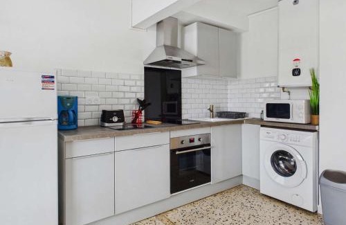 Marseillan Plage Apartment | Appartement 3 pièces climatisé avec terrasse et parking privé à Marseillan - FR-1-326-813