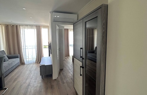 Chanot - Stade Velodrome Apartment | Appartement 4 Chambres, Plage, Stade et Parking