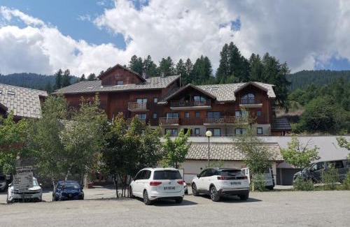 Puy-Saint-Vincent Apartment | Appartement 4 personnes Puy Saint Vincent 1800