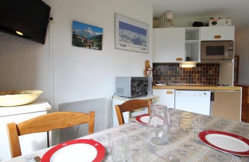 Lanslevillard Apartment | Appartement 4 pers avec terrasse, près des pistes et commerces, Val Cenis Le Haut - FR-1-508-206