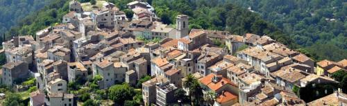 Claviers Apartment | Appartement 5 personnes village provençal du haut var claviers