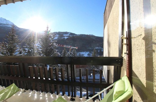 Saint-Chaffrey Apartment | Appartement 6 Pers. avec Balcon, Proche Navette et Parking Gratuit à Serre-Chevalier - FR-1-330E-92