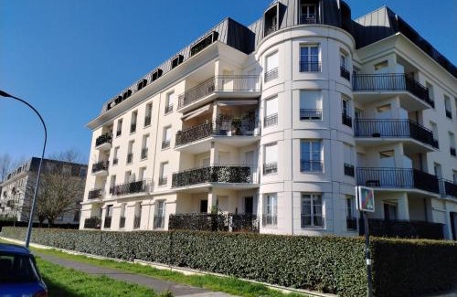 Chartrons Apartment | Appartement 65m2/2piéces/centre/parking privé