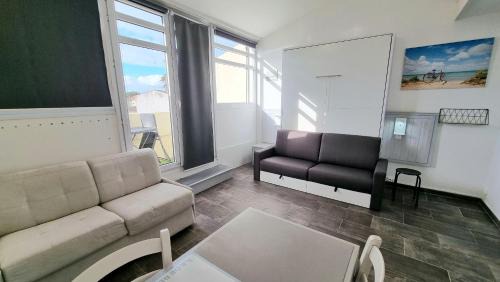 Saint-Martin-de-Re Apartment | Appartement 91 Palais des Gouverneurs Jardin Piscine Sauna Hammam Sport