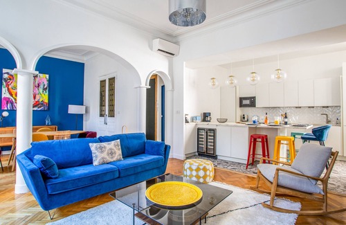 Prefecture Apartment | Appartement Armény - Welkeys