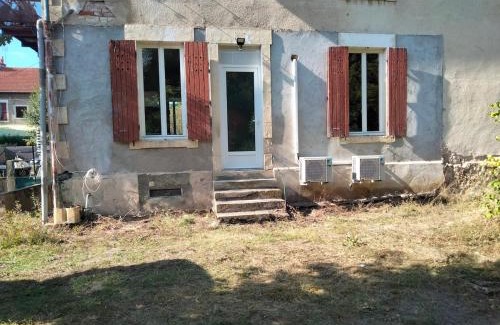 Imphy Apartment | Appartement au bord de l'Yxeure au rez de chaussée avec terrain