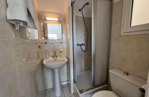 Marseillan Plage Apartment | Appartement avec piscine et parking, proche des commerces - FR-1-387-189